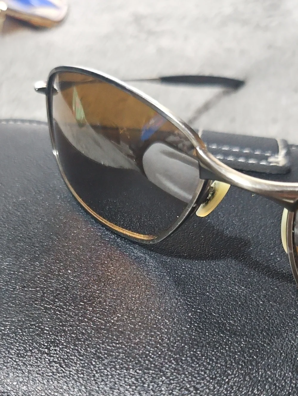 Oakley retails 280